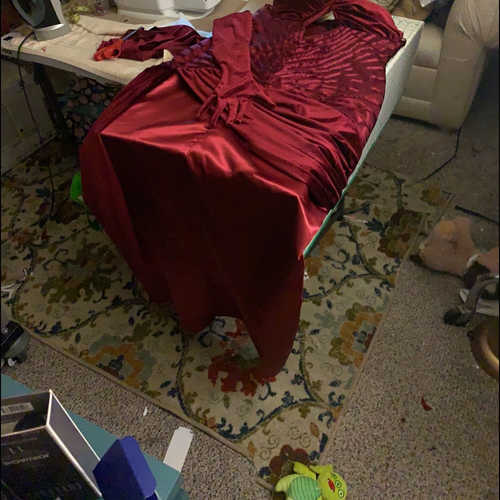 Sexy Formalbustier dress. As seen on Megan the Stallion never worn. With gloves